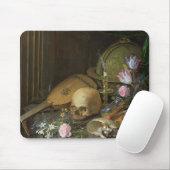 Ein Vanitas Stillleben mit einem Nautilus und Mousepad (Mit Mouse)