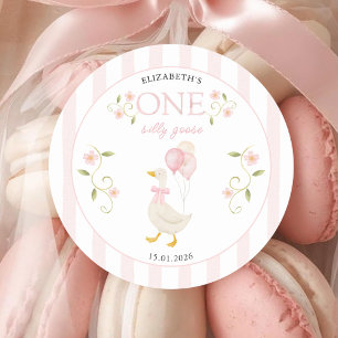 Ein verrücktes Gänsemädchen 1. Geburtstag Rosa Runder Aufkleber