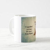 Ein verwöhnter Rottengrubenbull lebt hier Kaffeetasse (Vorderseite Links)