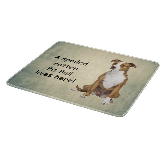 Ein verwöhnter Rottengrubenbull lebt hier Schneidebrett (Ecke)