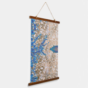 Ein verziertes Paisleymotiv in Blau und Braun, Dis Wandteppich Mit Holzrahmen