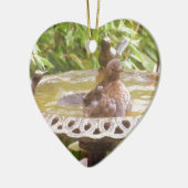 Ein Vogel im Bad Keramikornament (Links)