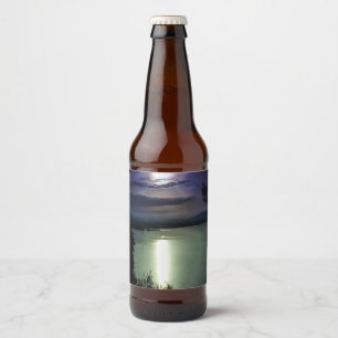 Ein Vollmond, der die ästhetische Kunst der Ägäis Bierflaschenetikett