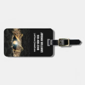 Ein von einer protoplanetären Diskette umgebener S Gepäckanhänger (Vorderseite horizontal)