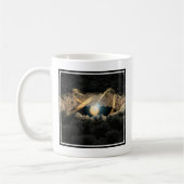 Ein von einer protoplanetären Diskette umgebener S Kaffeetasse (Links)