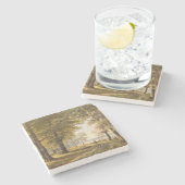 Ein Waldweg mit Wanderer im Herbst Steinuntersetzer (Seitenansicht)