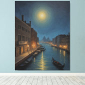 ein Wasserkanal mit Booten und Gebäude im Hintergr Leinwanddruck (Insitu (Holzboden))