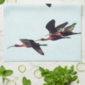 Ein Wedge von Ibises im Flug Geschirrtuch (Gefaltet)