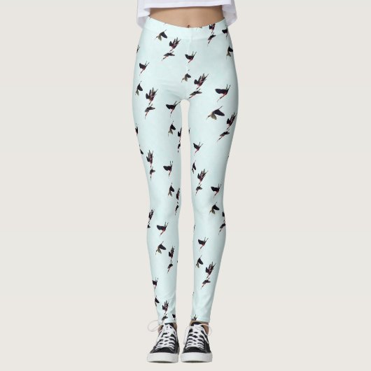 Ein Wedge von Ibises im Flug Leggings (Vorderseite)