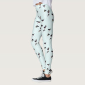Ein Wedge von Ibises im Flug Leggings (Links)