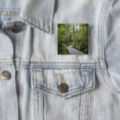 Ein Weg durch einen Regenwald an der Basis von Button (Beispiel)