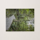 Ein Weg durch einen Regenwald an der Basis von Puzzle (Horizontal)