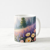 Ein Weg zwischen Waldbäumen und Wildblumen Kaffeetasse (VorderseiteRechts)