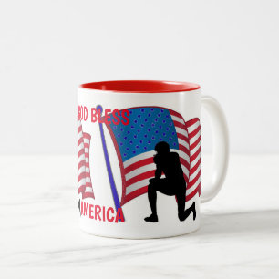 Ein weiterer Grund zum Kniefall Zweifarbige Tasse