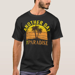 Ein weiterer Paradies-Tag T-Shirt