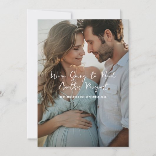 Ein weiterer Reisepass | Foto Schwangerschaft Ankündigung (Vorderseite)