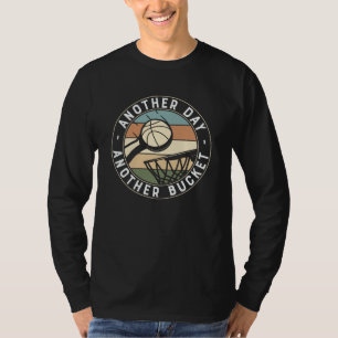 Ein weiterer Tag Basketball-Design T-Shirt