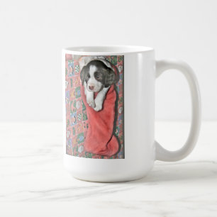 Ein Welpe zu Weihnachten Kaffeetasse