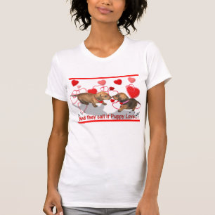 Ein Welpen-Liebet-shirt T-Shirt