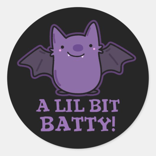 Ein wenig Batty Funny Baby Bat Pun Dark BG Runder Aufkleber (Vorderseite)