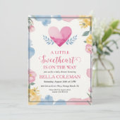 ein wenig Liebling ist auf dem Weg Babydusche Einladung (Stehend Vorderseite)