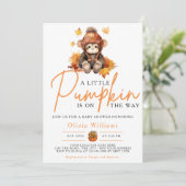 Ein wenig Pumpkin Herbst Autumn MONKEY Baby Shower Einladung (Stehend Vorderseite)