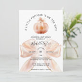 Ein wenig Pumpkin Herbst Floral Baby Dusche Einladung (Stehend Vorderseite)