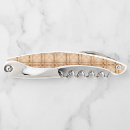 Ein wenig Schach aus braunem, unregelmäßigem Schac Kellnermesser