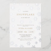 Ein wenig Schneeflocken Gender Neutral Baby Dusche Folieneinladung (Vorderseite)