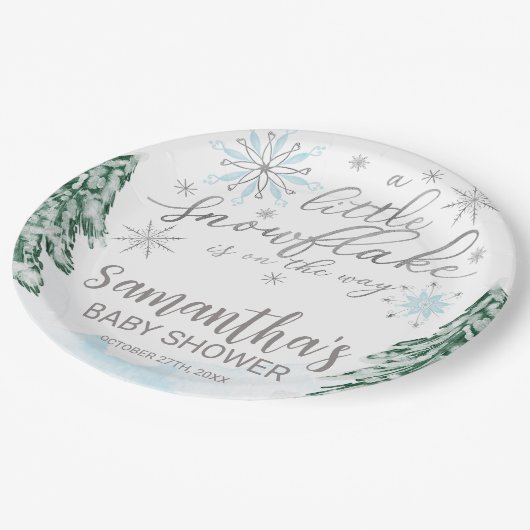 Ein wenig Schneeflocken Winter Baby Dusche Pappteller (Schrägansicht)