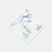 Ein wenig Snowflake Blue Bow Glitzer Babydusche Serviette (Ecke)