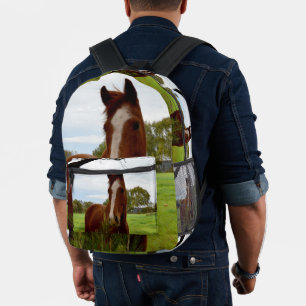 "Ein Whiff der Natur: Ein Kastanienpferd und Banks Bedruckter Rucksack