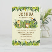 Ein wilder Mensch| Erster Geburtstag Einladung (Stehend Vorderseite)