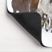 Ein Winter Landschaftlicher Laufpferde Mousepad (Ecke)