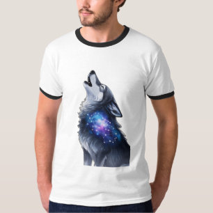 Ein Wolf heult in einer Sterngalaxie T-Shirt