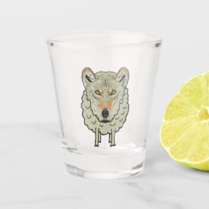 Ein Wolf in Schafsbekleidung Schnapsglas