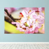 Ein wunderbarer Haufen rosa Sakura-Blume im Frühja Leinwanddruck (Insitu (Holzboden))