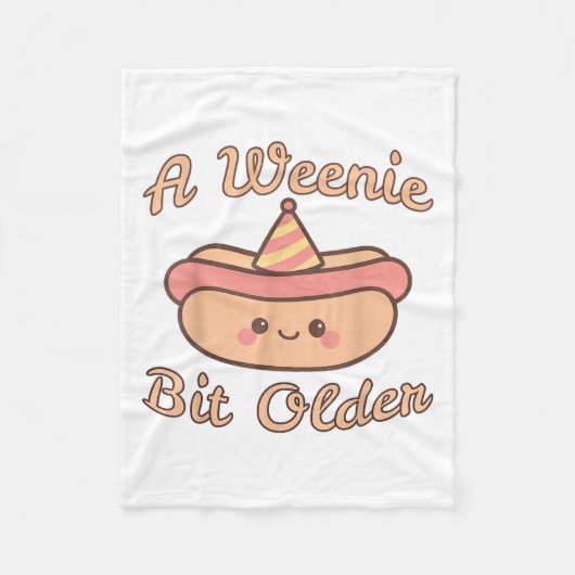 Ein Würstchen älter ist ein Niedlicher und lustige Fleecedecke (Vorderseite)