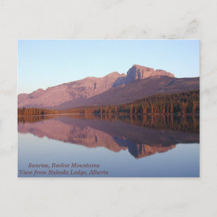 Ein zauberhafter Sonnenaufgang in den Rockie-Berge Postkarte