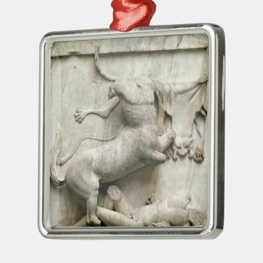 Ein Zentaur, der über einem Lapith triumphiert Ornament Aus Metall (Links)