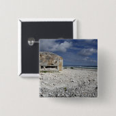 Ein zerbröckelnder Bunker Button (Vorne & Hinten)