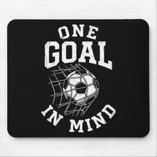 Ein Ziel vor Augen Gestresstes Fußballnetz Ball  Mousepad