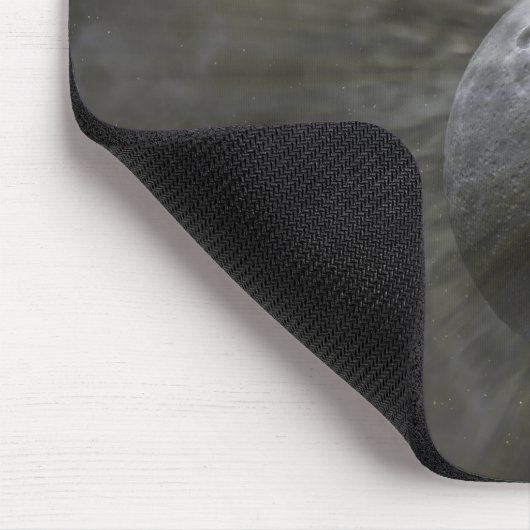 Ein Zusammenstoß massiver Objekte im Weltraum Mousepad (Ecke)