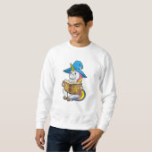 Einbinden als Assistent mit Buch & Hut Sweatshirt (Vorne ganz)