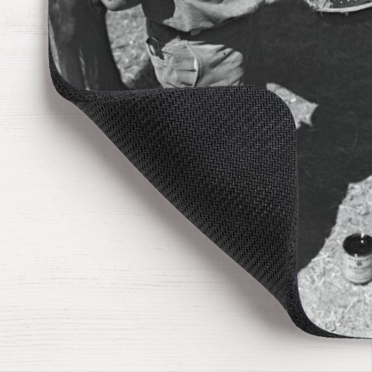 Einbrennende Pferde mit der Heugabelmarke Mousepad (Ecke)