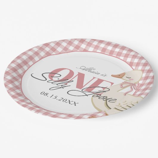 Eine Alberne Gänsehaut Rosa Cotattacore Pappteller (Schrägansicht)