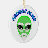 Eine alte Alien Keramikornament (Rechts)