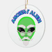 Eine alte Alien Keramikornament (Links)