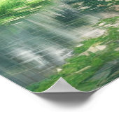 Eine alte Holzbrücke im Grünen Poster (Ecke)