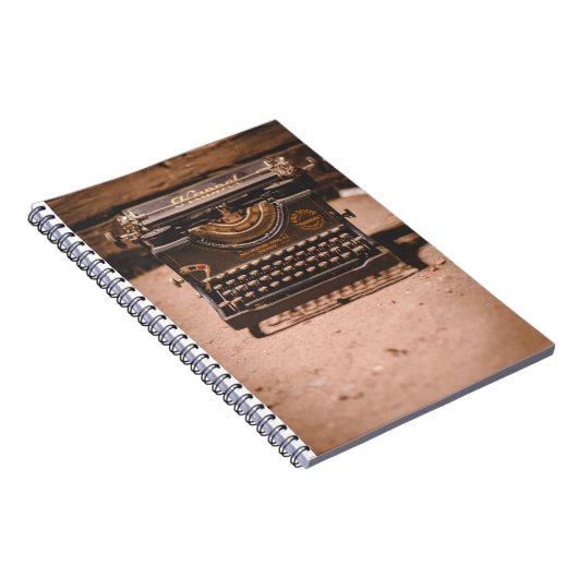 Eine andere alte Schreibmaschine Notizblock (Rechte Seite)